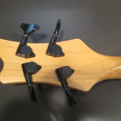 Fenix ( Young Chang ) Very Rare Bass 1990's Natural image 11