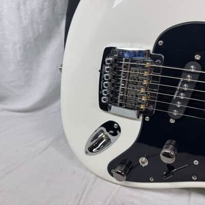 Fender American Performer Stratocaster Guitar with Rexylab Ultimate Strat upgrades/mods + Case 2023 - Arctic White / Rosewood fingerboard image 5