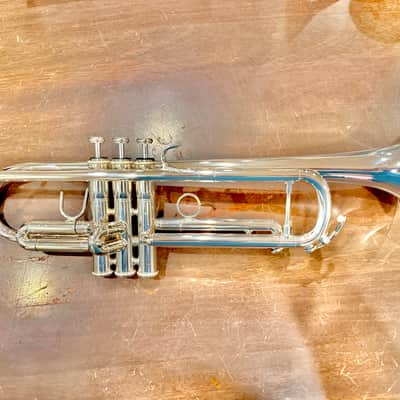 Jupiter JTR1100S Intermediate Bb Trumpet 2014 - Silver BEAUTIFUL! image 4