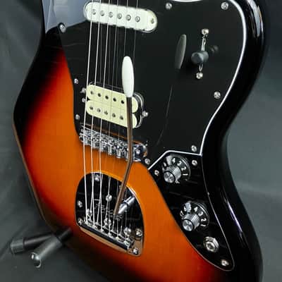 Fender Player Jaguar Electric Guitar 3- Tone Sunburst Finish image 5