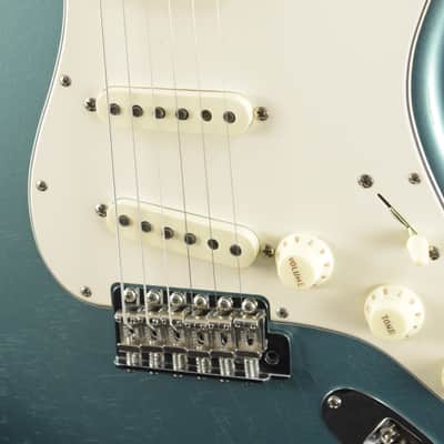 Mint Fender '68 Stratocaster DLX Closet Classic - Aged Teal Green Metallic image 3