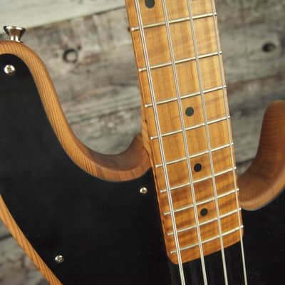 Lay's 51 P. Bass Barncaster Natural image 3