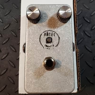 Lovepedal Mk12 red Tonebender ファズ FUZZ NTRS Notorious Lovepedal Mk12 red Tonebender ファズ FUZZ NTRS Notorious