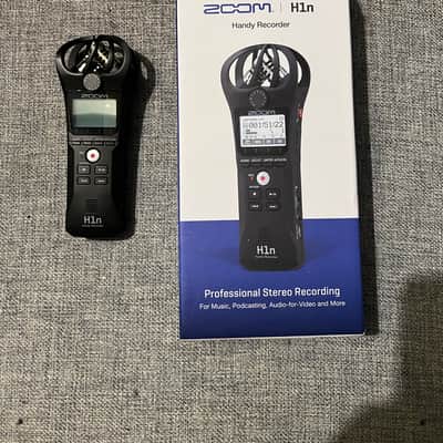 Zoom H1n Handy Recorder 2018 - Black image 1