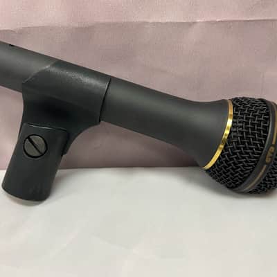 CAD 81 Super Dynamic Cardioid Vocal Microphone image 2