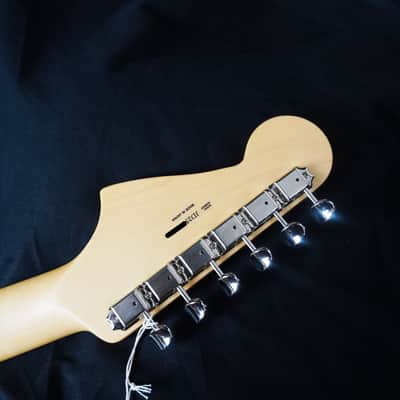 *NEW IN BOX* 2025 Fender MIJ Hybrid II Jazzmaster Blanc – Limited Edition New Color image 11