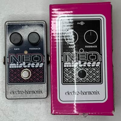 Electro-Harmonix Neo Mistress Flanger 2011 - Present - Black / Pink image 7