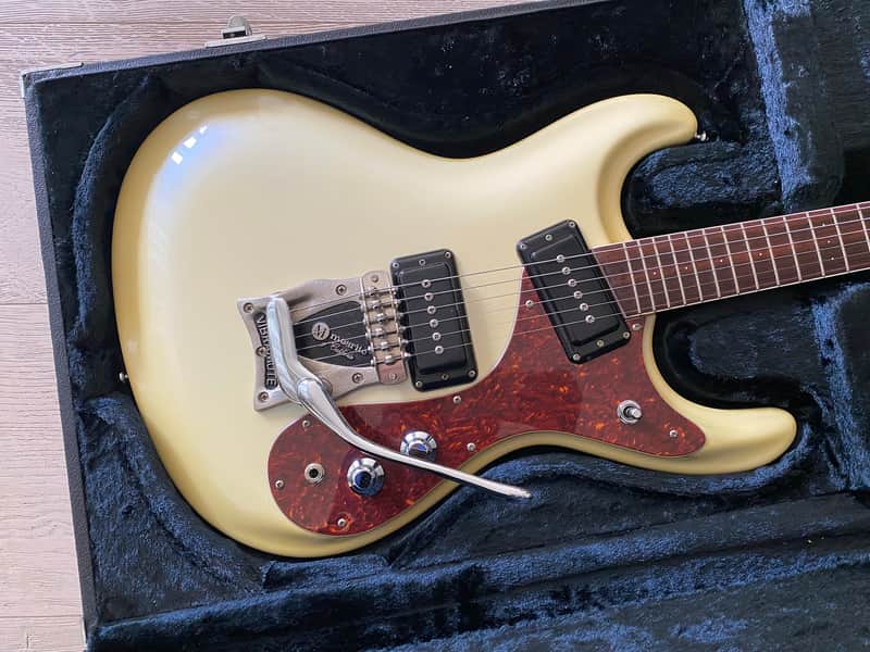 Mosrite The Ventures Model Super Custom '65 Pearl Vibramute Tremolo Japan OHSC MIJ image 1