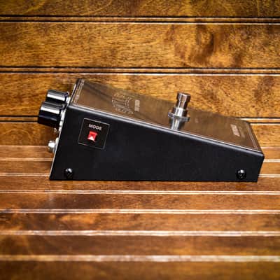 JHS Smiley Fuzz Pedal image 3