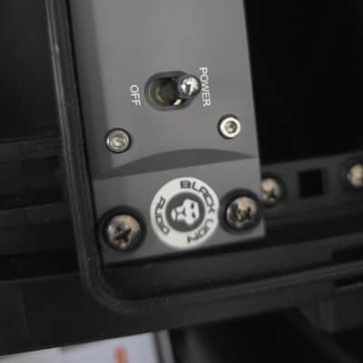 Universal Audio Apollo x16 Thunderbolt 3 Audio Interface 2018 - Present - Black image 2