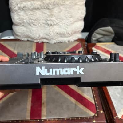 Numark Mixstream Pro Go 2-Channel Battery-Powered Standalone Streaming DJ Console image 5