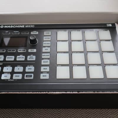 Native Instruments Maschine Mikro MKII 2010s - Black image 2