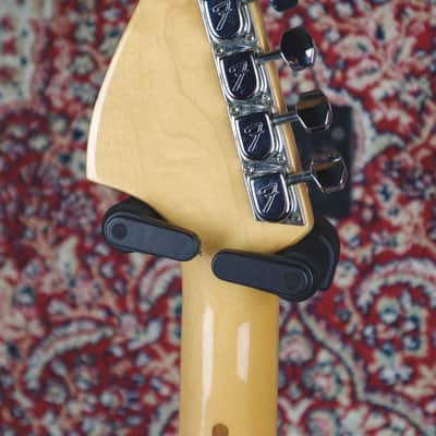 Fender Stratocaster Hardtail with 3-Bolt Neck, Maple Fretboard 1977 - Sunburst image 6