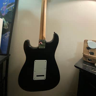 Fender Stratocaster 2000 - Black - Made in Mexico - Upgraded Pickups Seymour Duncan Hotrails image 7