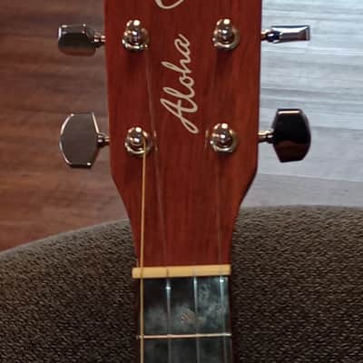 Oscar Schmidt OU2PAK Mahogany Ukulele - Natural image 6