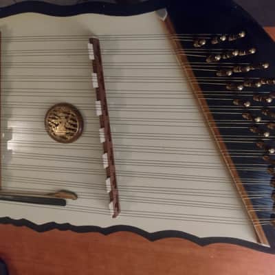 Hammered Dulcimer image 5