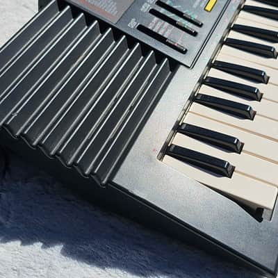 Yamaha PSS-390 Mini FM Synthesizer // FREE GIFT for VINTAGE MOTEL CUSTOMERS image 3