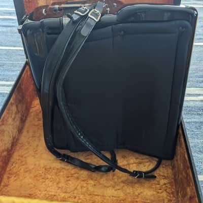 Guerrini Accordion With Hard Case 626 image 5