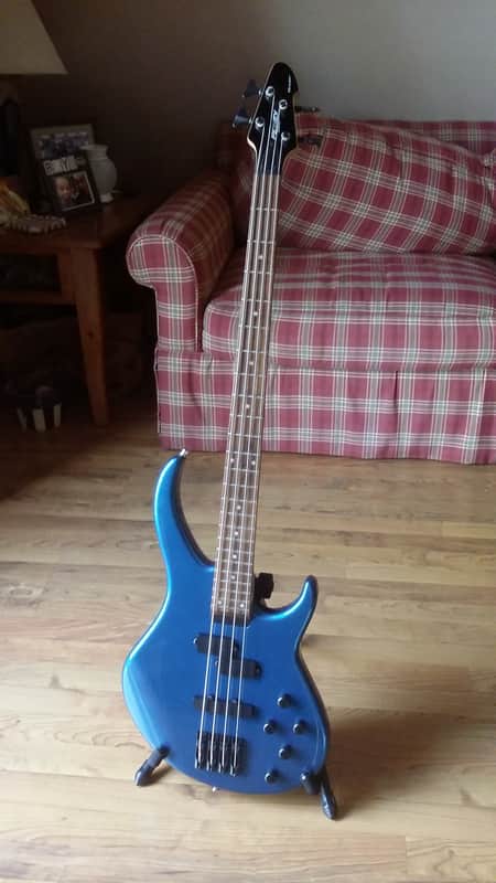 Peavey Grind BXP bass guitar image 1