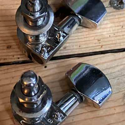 Yamaha Pacifica 311S 2000s Chrome Guitar Machine Heads Tuners 6 - in - line image 8