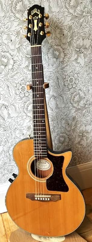 Guild Songbird, Natural, 1992, Rare Original, Excellent + Condition, Guild HSC, Free Worldwide Shipping ! image 1