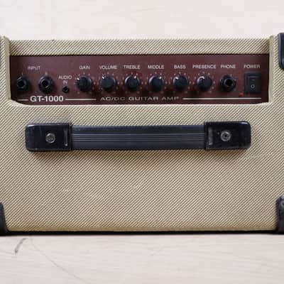 Guyatone GT-1000 AC/DC Guitar Amp 20W - No Output image 12