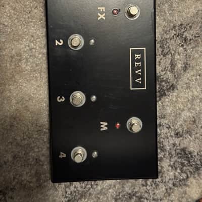 REVV Generator 120 MKIII and 2x12 Cabinet image 8