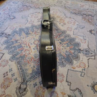 Vintage Black Chipboard Offset Electric Bass Guitar Case - 1960s? 1970s? Fits Fender and Ric image 4