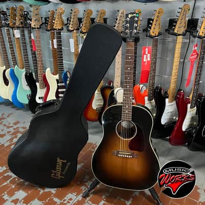 Gibson   J 45 Standard Sunburst Repaired Top image 3