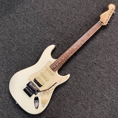 Squier Stagemaster HSS Standard Series Electric Guitar image 2