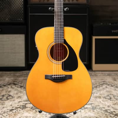 Yamaha FSX3 Red Label Acoustic/Electric Guitar - Vintage Natural with Gig Bag image 3