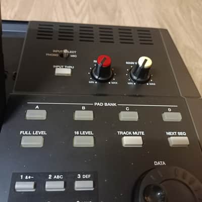 Akai MPC5000 Standalone Music Production Center image 8