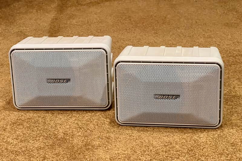 Bose Model 101 Music Monitor indoor/outdoor speakers pair 1990s