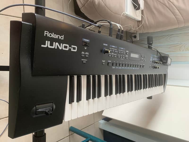 Roland Juno D 61-Key Synthesizer 2004 - 2007 - Black image 1