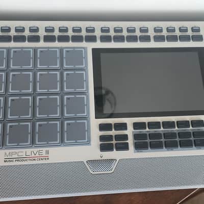 Akai MPC Live III Standalone Sampler / Sequencer 2025 - Present - Black image 5