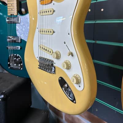 Fender American Vintage II '57 Stratocaster Vintage Blonde 2023 Electric Guitar image 5