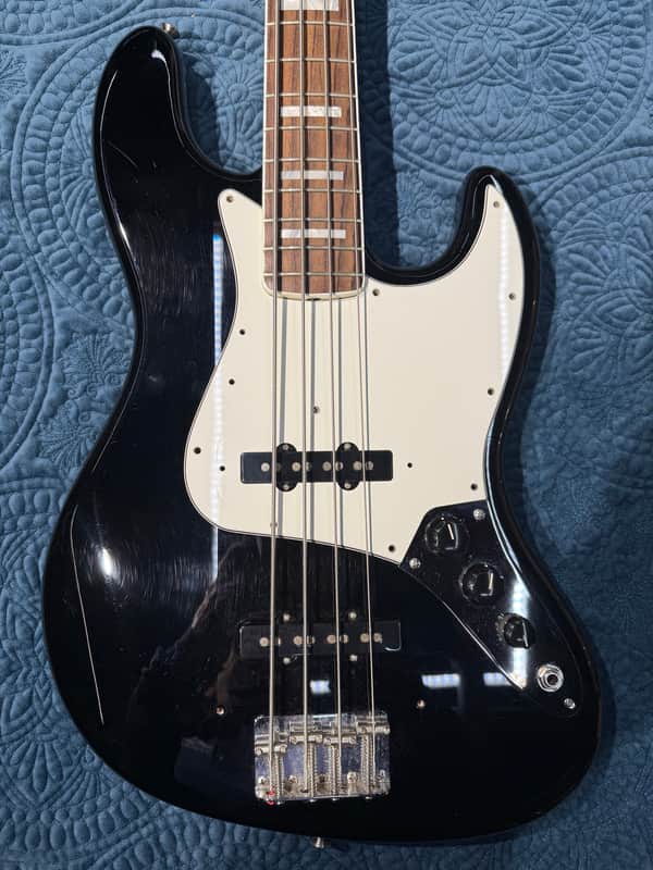 Fender USA アメリカンスタンダード ジャズベース 2013年製 Fender USA アメリカンスタンダード ジャズベース 2013年製 Fender