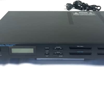 Roland R-8M Total Percussion Sound Module image 2