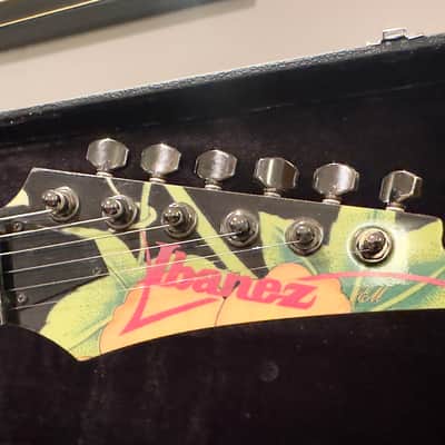 Ibanez JEM77-FP Steve Vai Signature - Black Floral Pattern image 4