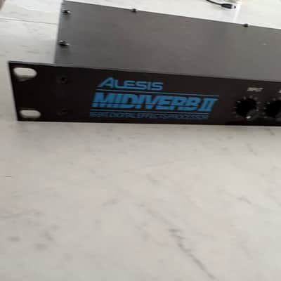 Alesis Midiverb II 16-Bit Digital Effects Processor 1990s - Black image 2