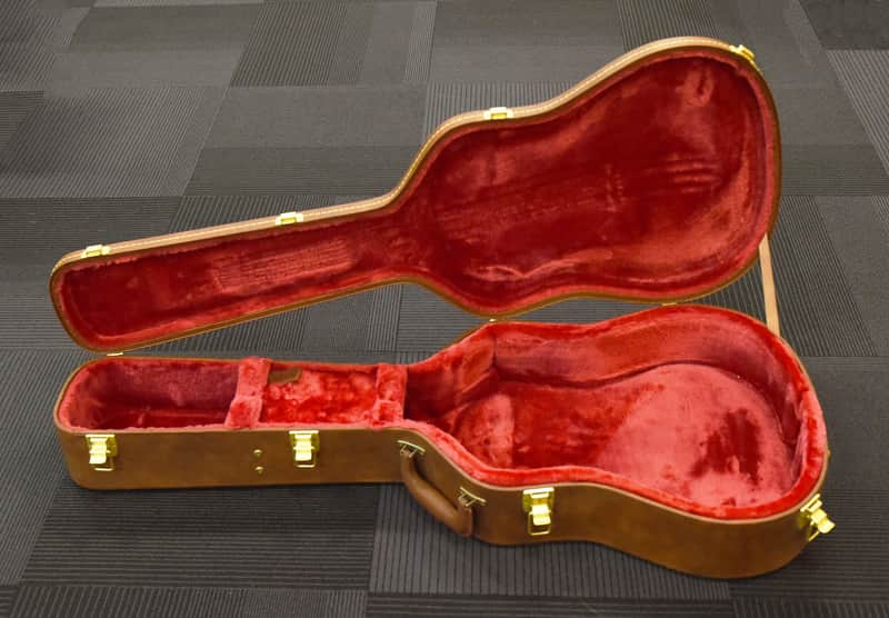 Gibson Dreadnought Original Case, Recent image 1
