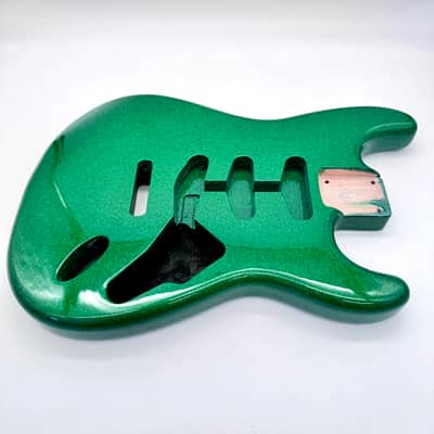 HooDoo Stratocaster Body Alder Sparkle Green hsb6418 image 2