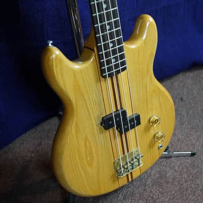 Vantage 650B Bass 1980 Natural image 5
