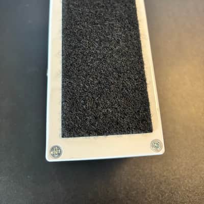 MJM Guitar FX London Fuzz 2017 - white image 3