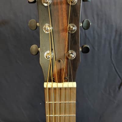 Caramel Guitalele 2019 Natural image 4