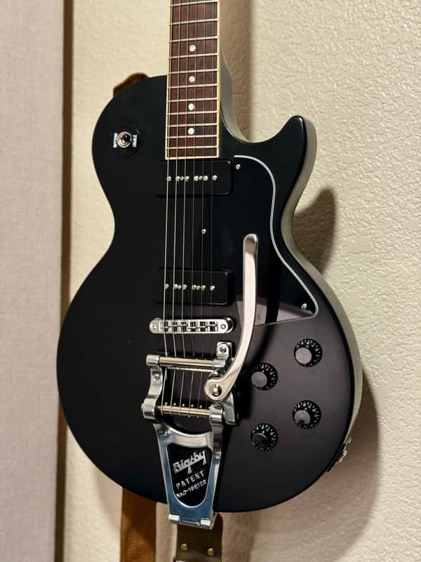 Gibson Les Paul P90 with upgrades