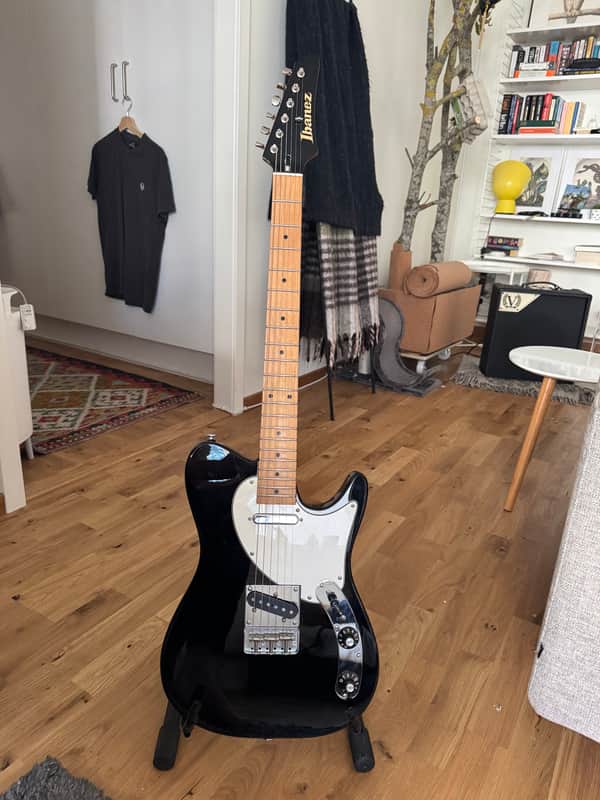 Ibanez FLATV1-BK Josh Smith Signature 2021 - Present - Black image 1