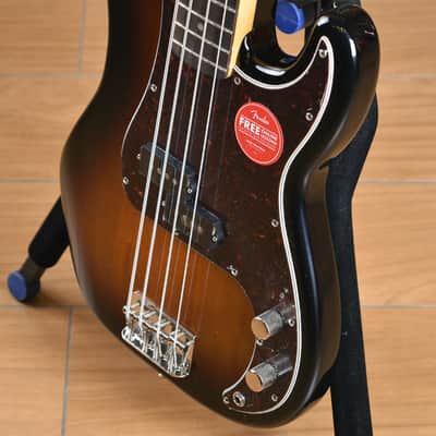 Squier (by Fender) Classic Vibe '60s Precision Bass Laurel Fingerboard 3 Tone Sunburst image 5