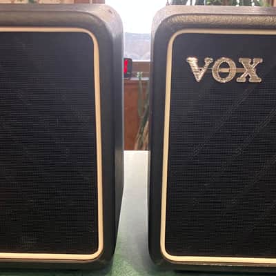 Vox MV50 Clean 50-Watt Guitar Amp Head 2017 - Present - Black / Silver/ 2 Vox speakers image 16