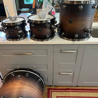 NATAL ORIGINALS WALNUT DRUM KIT, VINTAGE BURST image 7